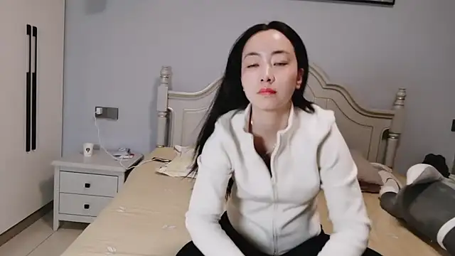 Snapshot of sasa-loves chatting on 03-21-25, 02:18 sasa-loves online show from 03-21-25, 02:18