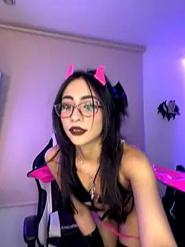 vampy dolll online show from 12-05-25, 10:02