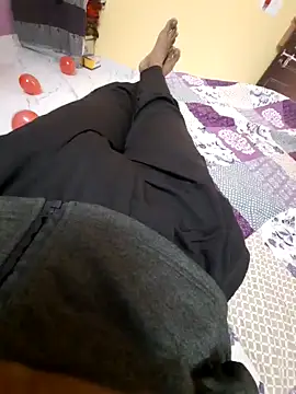 Snapshot of Ritikdesi chatting on 02-27-25, 08:50 Ritikdesi online show from 02-27-25, 08:50