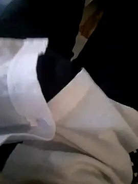 Snapshot of Ritikdesi chatting on 03-02-25, 10:24 Ritikdesi online show from 03-02-25, 10:24