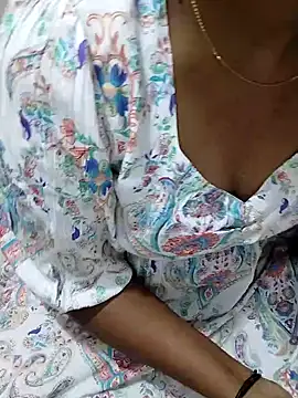 Snapshot of Telugu_magic_07 chatting on 01-23-25, 12:41 Telugu magic 07 online show from 01-23-25, 12:41