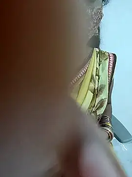 Snapshot of Telugu_magic_07 chatting on 09-20-25, 07:09 Telugu magic 07 online show from 09-20-25, 07:09