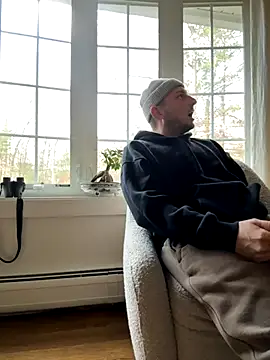 longcurved212121 online show from 11-17-25, 01:50