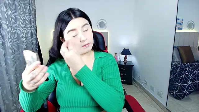 SaraBraun  online show from 09-12-25, 01:11