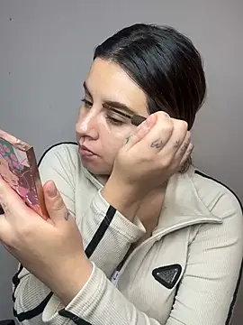 SaraBraun  online show from 04-14-26, 05:41