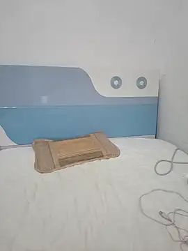 Snapshot of gunian chatting on 02-03-25, 02:02 gunian online show from 02-03-25, 02:02