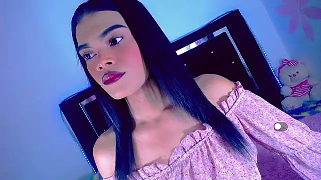 Theylor Rouse online show from 11-12-25, 06:25