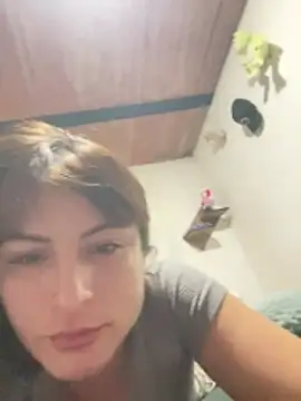 Snapshot of Liah_ferrer chatting on 07-10-26, 04:17 Liah ferrer online show from 07-10-26, 04:17