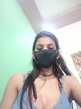 Snapshot of Aafreen_36 chatting on 05-20-26, 02:23 Aafreen 36 online show from 05-20-26, 02:23
