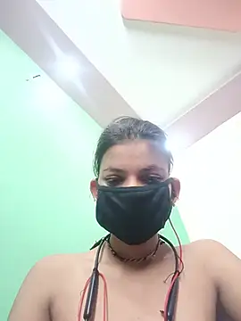 Snapshot of Aafreen_36 chatting on 05-21-26, 02:29 Aafreen 36 online show from 05-21-26, 02:29