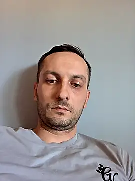 Snapshot of Kondzio chatting on 05-04-26, 04:25 Kondzio online show from 05-04-26, 04:25