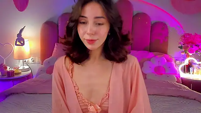 ElsaYoung online show from 11-30-25, 08:13