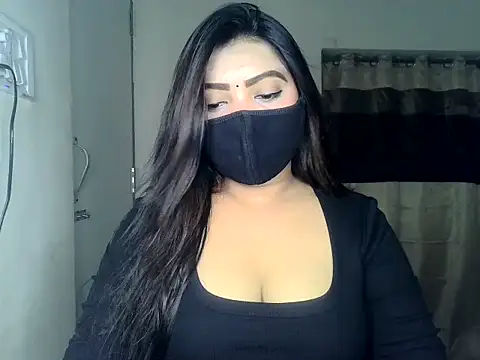 Snapshot of ishi_Beauty chatting on 05-21-26, 03:35 ishi Beauty online show from 05-21-26, 03:35