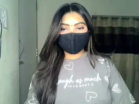 Snapshot of ishi_Beauty chatting on 05-25-26, 05:02 ishi Beauty online show from 05-25-26, 05:02