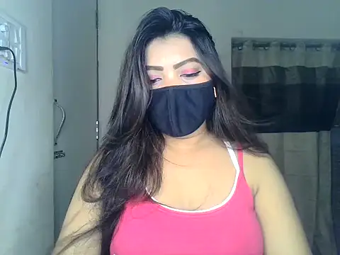 Snapshot of ishi_Beauty chatting on 06-13-26, 04:54 ishi Beauty online show from 06-13-26, 04:54
