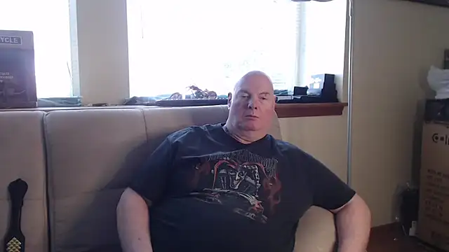 Snapshot of harley99574 chatting on 12-17-25, 05:52 harley99574 online show from 12-17-25, 05:52