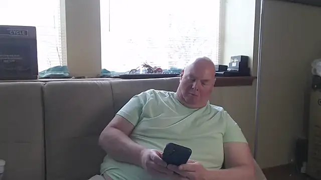 harley99574 online show from 04-30-26, 04:13