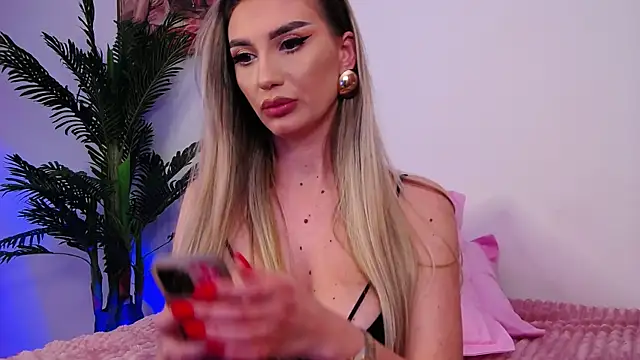 FelyJolie online show from 12-17-24, 03:39