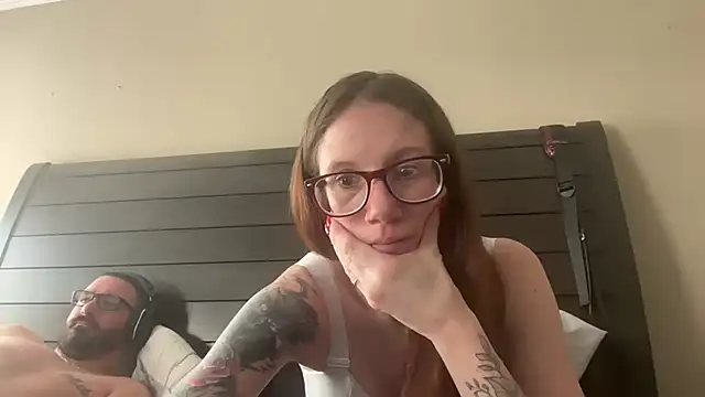 yourstrulylivy69 online show from 02-13-25, 07:10