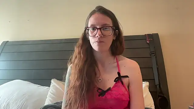 yourstrulylivy69 online show from 02-22-25, 04:30