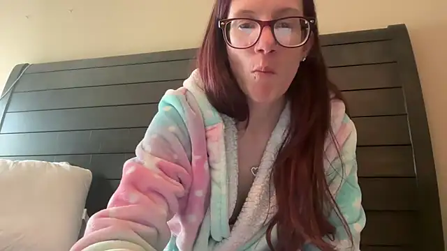 yourstrulylivy69 online show from 03-07-25, 04:11