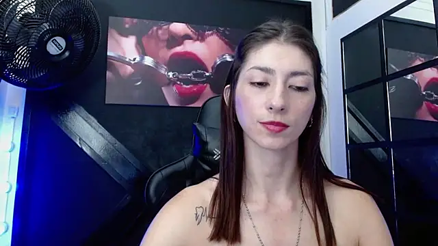 Snapshot of aitana_ag chatting on 02-12-25, 03:16 aitana ag online show from 02-12-25, 03:16