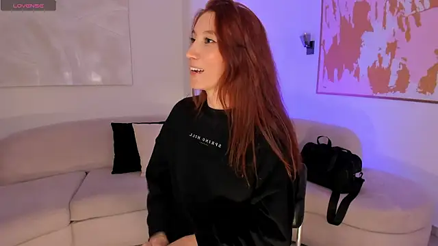 MiaFarrell  online show from 02-02-26, 06:28