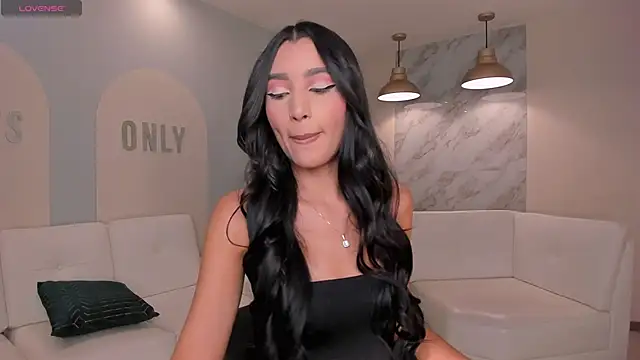 BellaCarteer  online show from 04-18-26, 08:20