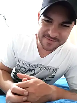 Snapshot of sigma358 chatting on 02-15-25, 04:34 sigma358 online show from 02-15-25, 04:34