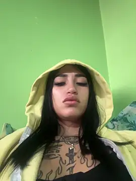 Snapshot of Cassie_howard_ chatting on 01-11-25, 05:10 Cassie howard online show from 01-11-25, 05:10