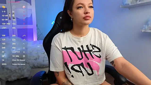 KAREN NIX online show from 12-26-24, 10:09