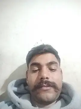 Snapshot of Solomen00 chatting on 01-04-25, 04:54 Solomen00 online show from 01-04-25, 04:54