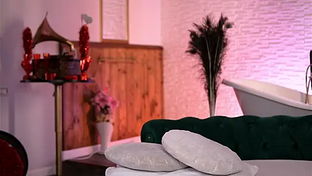 Jenna Day online show from 04-17-26, 06:38