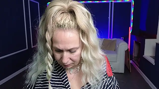 Penelope Pinky online show from 01-21-25, 08:43