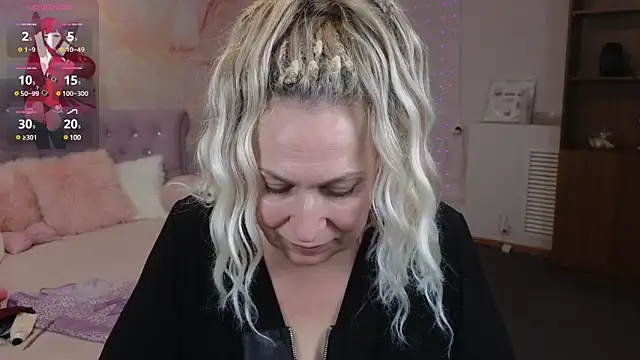 Penelope Pinky online show from 02-11-25, 08:42