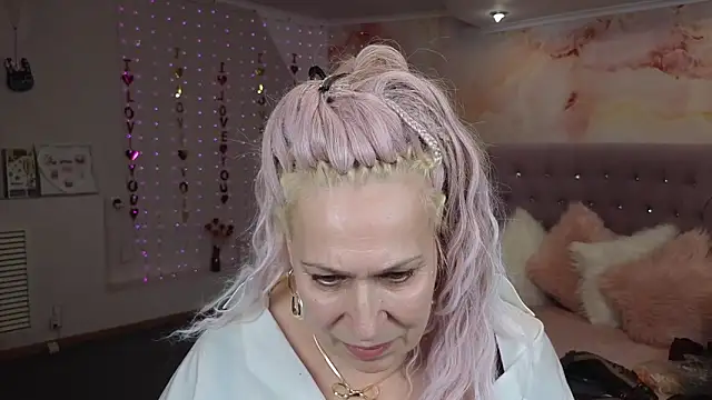 Penelope Pinky online show from 03-02-25, 02:21