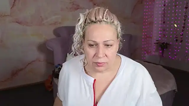 Penelope Pinky online show from 10-15-25, 12:16