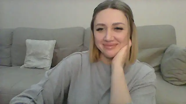 Snapshot of VickyLove047 chatting on 01-04-25, 08:05 VickyLove047 online show from 01-04-25, 08:05