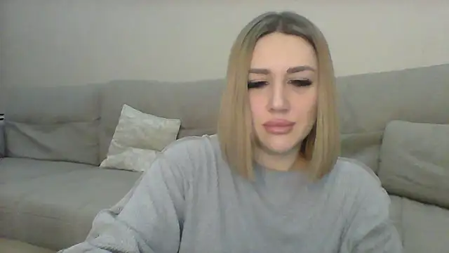 Snapshot of VickyLove047 chatting on 01-06-25, 04:02 VickyLove047 online show from 01-06-25, 04:02