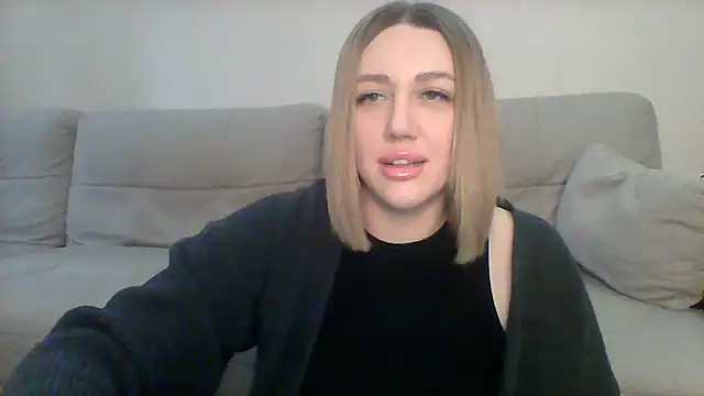 Snapshot of VickyLove047 chatting on 02-10-25, 07:15 VickyLove047 online show from 02-10-25, 07:15