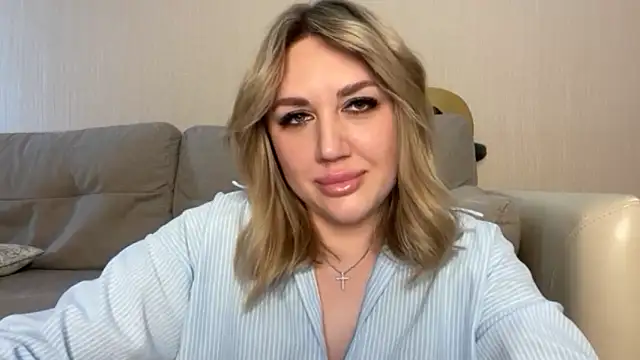 VickyLove047 online show from 05-27-26, 11:07