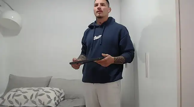 Snapshot of Geishastudios chatting on 02-20-25, 09:11 Geishastudios online show from 02-20-25, 09:11