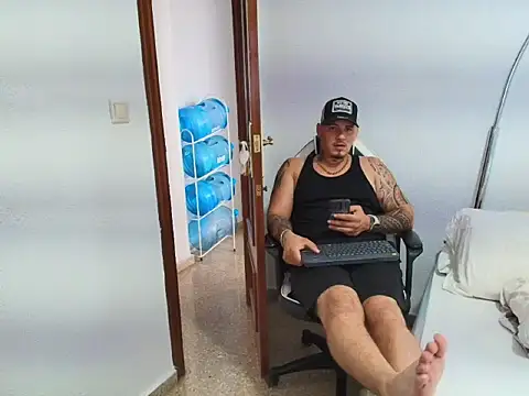 Snapshot of Geishastudios chatting on 09-12-25, 10:48 Geishastudios online show from 09-12-25, 10:48