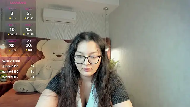 ZarifaBev online show from 12-01-25, 03:33