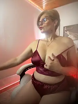 Adeellee  online show from 10-20-25, 02:06