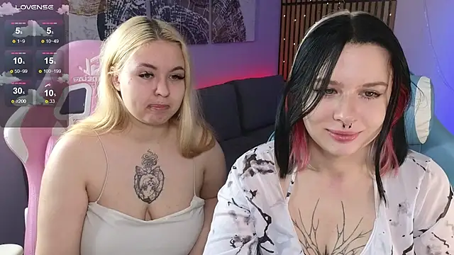 tender kiitty online show from 10-26-25, 01:28