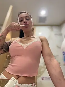 JulliaVegas online show from 03-12-26, 12:39