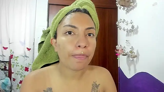 Snapshot of Natymontiell_ chatting on 01-03-25, 02:30 Natymontiell online show from 01-03-25, 02:30