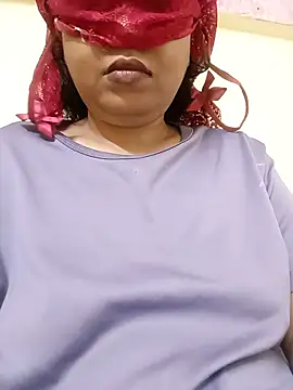 Snapshot of sunita-doll chatting on 06-17-26, 11:12 sunita-doll online show from 06-17-26, 11:12