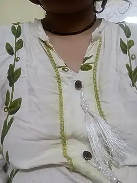Snapshot of sunita-doll chatting on 07-11-26, 10:40 sunita-doll online show from 07-11-26, 10:40
